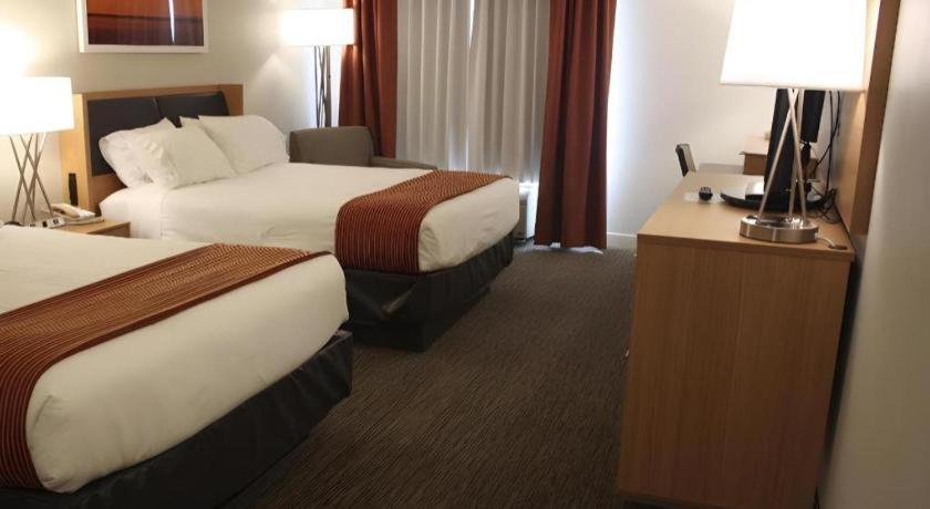 Holiday Inn Express Munising-Lakeview Hotel By Ihg Exterior photo