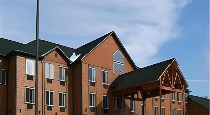 Holiday Inn Express Munising-Lakeview Hotel By Ihg Exterior photo