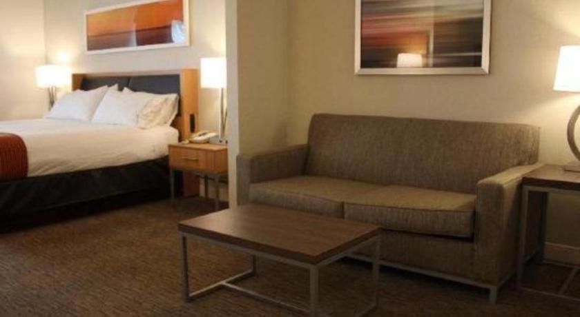 Holiday Inn Express Munising-Lakeview Hotel By Ihg Exterior photo