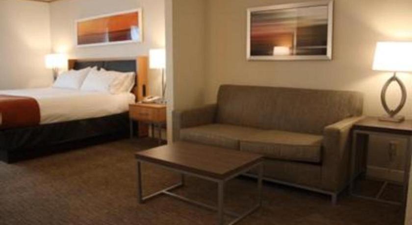 Holiday Inn Express Munising-Lakeview Hotel By Ihg Exterior photo