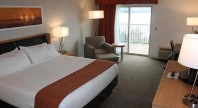 Holiday Inn Express Munising-Lakeview Hotel By Ihg Exterior photo